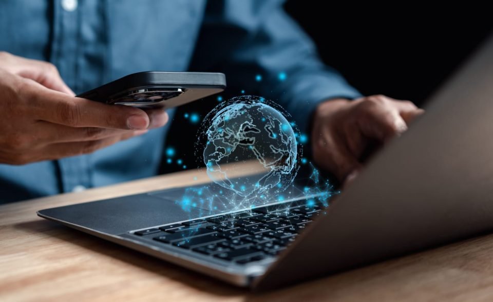 iklan digital berbasis data dengan bantuan AI