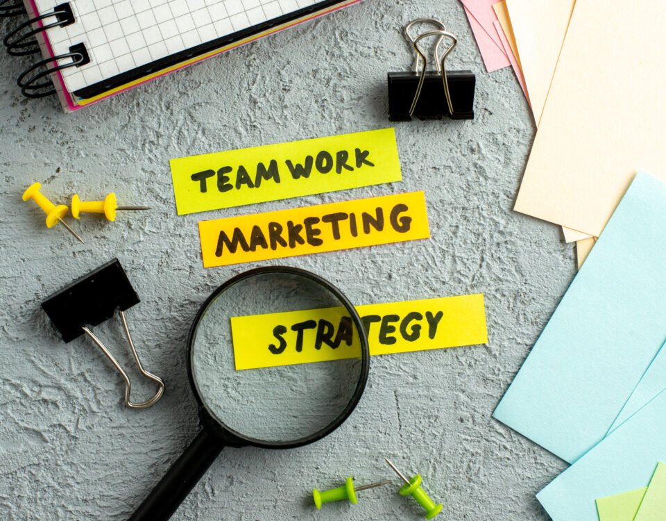 Tim Marketing Kecil? Begini Cara Bersaing dengan Brand Besar